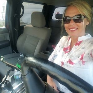 Meet your Posher, Nichole